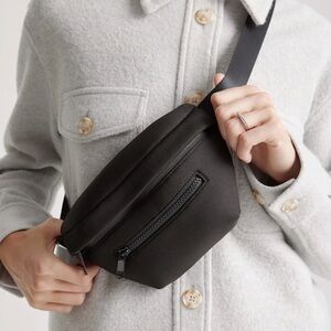 *NWT QUINCE All-Day Neoprene Belt Bag Black 5712